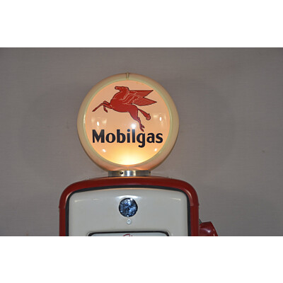 Mobil Gas Tanksäule von Gilbarco